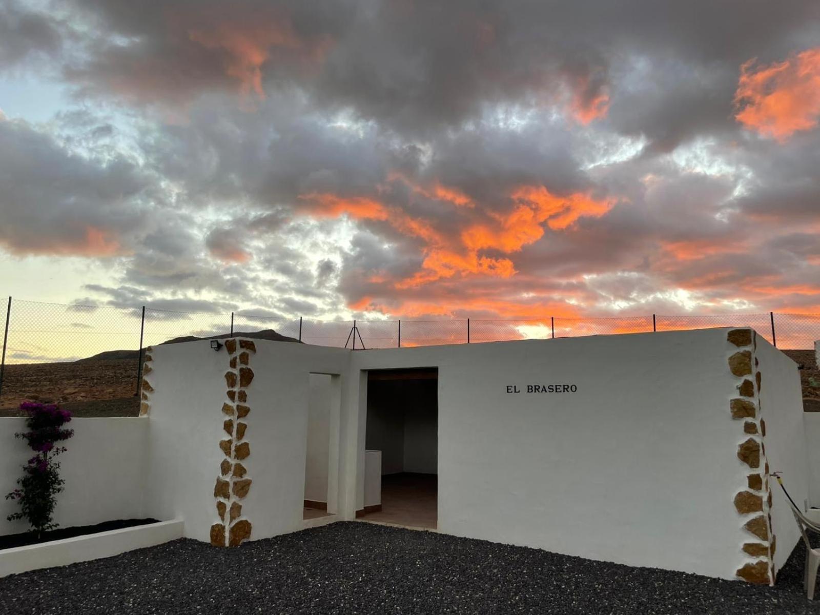 Tuineje Apartamentos Violante מראה חיצוני תמונה
